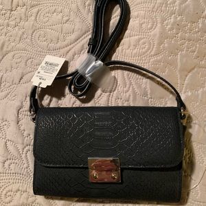 A New Day crossbody wallet NWT